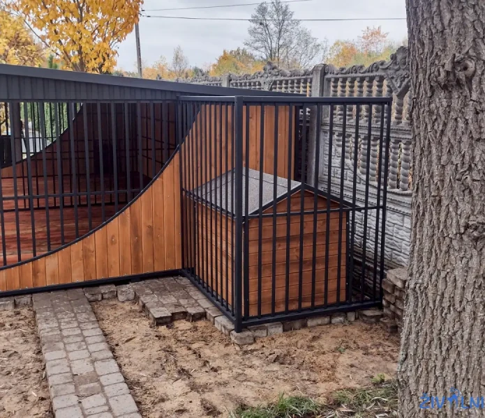 Pesjak 6x3m MAZE + 2x Pasja hišica XL (zunanja stran) + 4 sklede